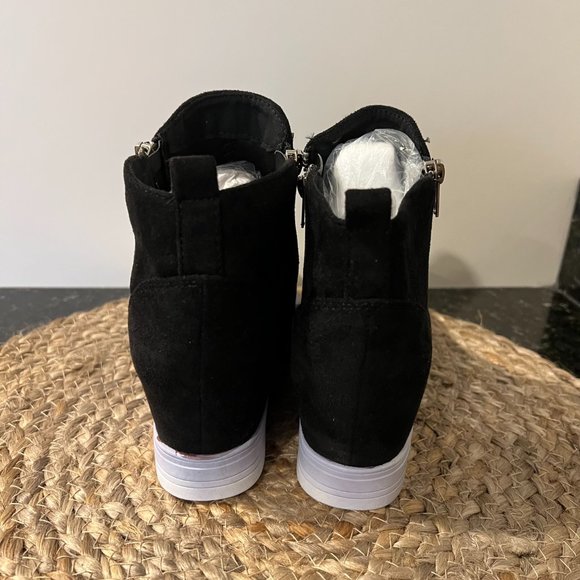 Jolimall Wedge Booties - Picture 4 of 5